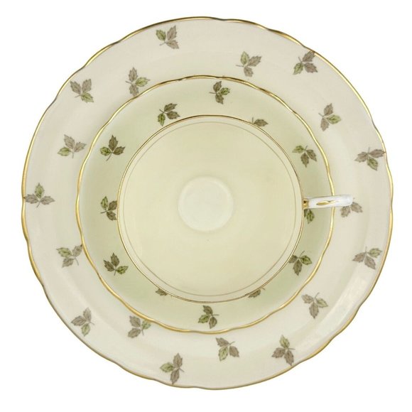 Tuscan Fine English Bone China 8.5 inch Plate Cup Saucer Green Gold Trim 02005 - Picture 2 of 5